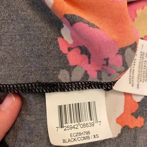 BCBGMAXAZRIA cocktail dress size xs - Picture 5 of 7